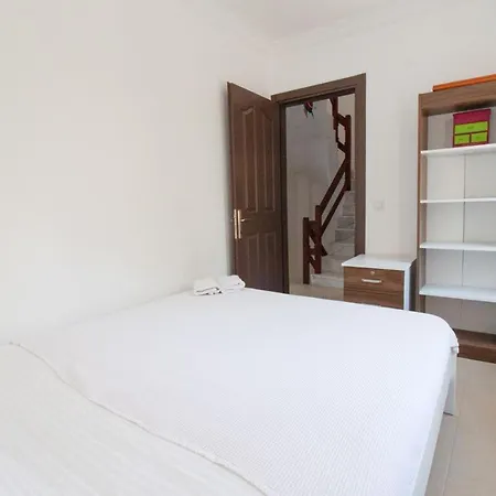 Bambaska Willa Milas